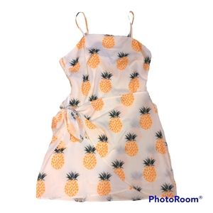 🎉HP🎉 NWOT Shein Pineapple Dress